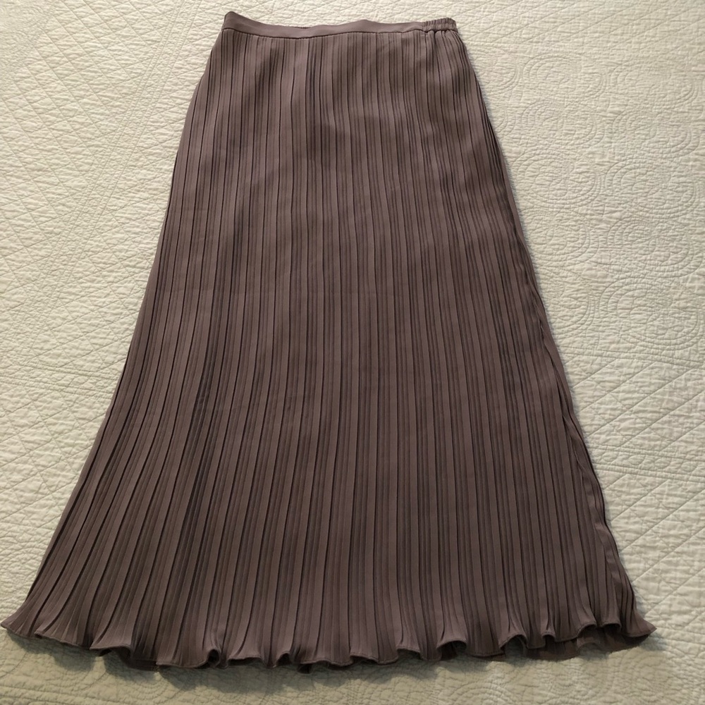 Y2K Tally Taylor midi pleated skirt. Size 10.